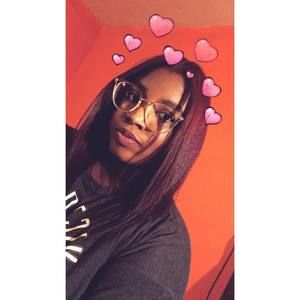 Meet your Posher, Cassandra